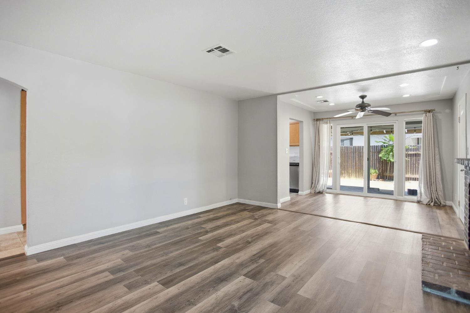 4617 Robertson Avenue Sacramento, CA 95821 - Photo 5 of 37