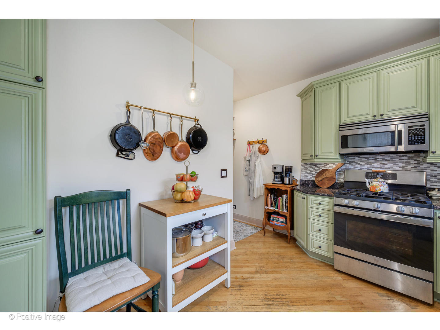 1018 Main Street, Unit 3 Evanston, IL 60202 - Photo 12 of 20