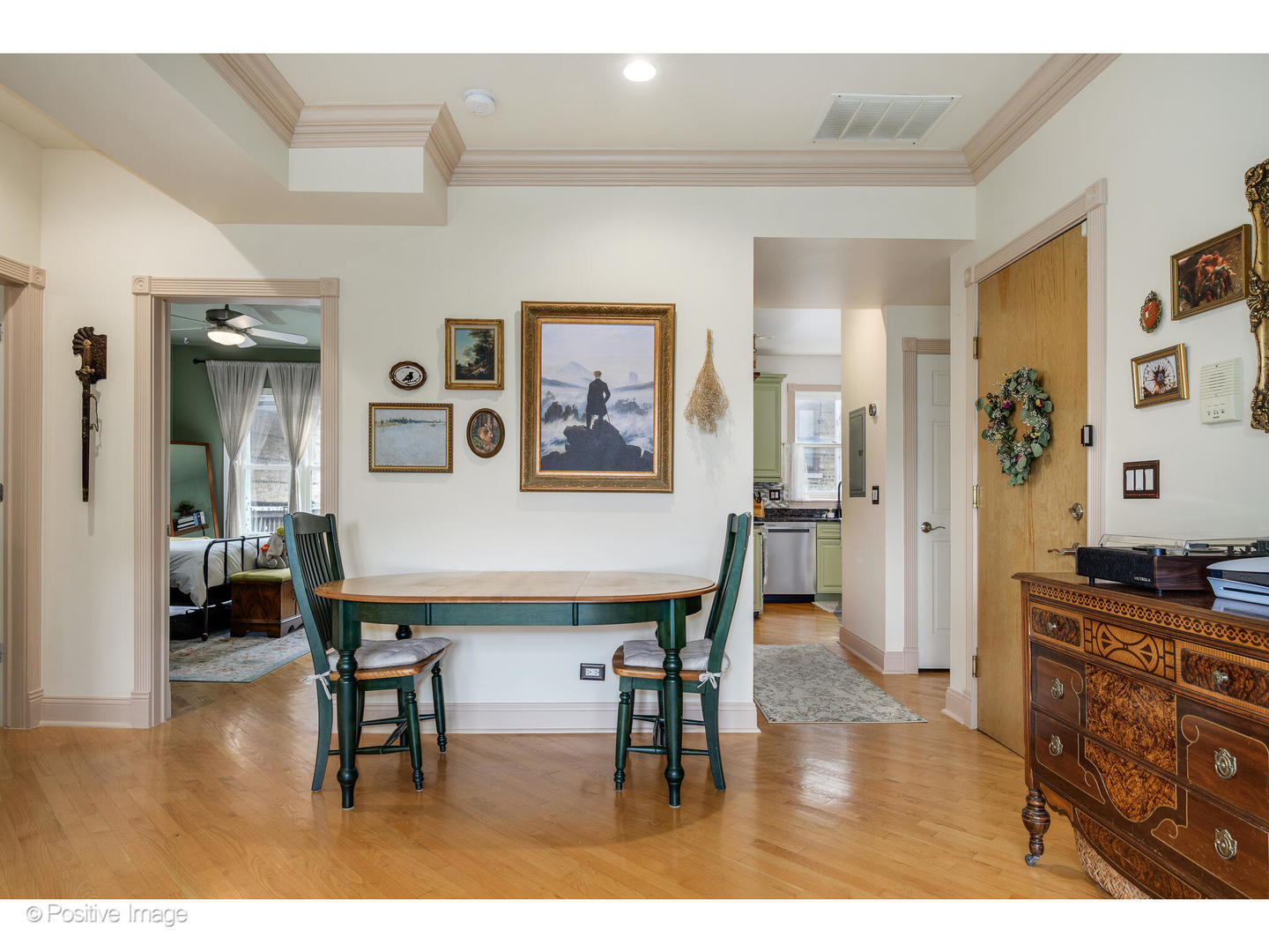 1018 Main Street, Unit 3 Evanston, IL 60202 - Photo 9 of 20