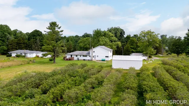 $399,900 | 74721 30th Avenue, Covert, MI 49043
