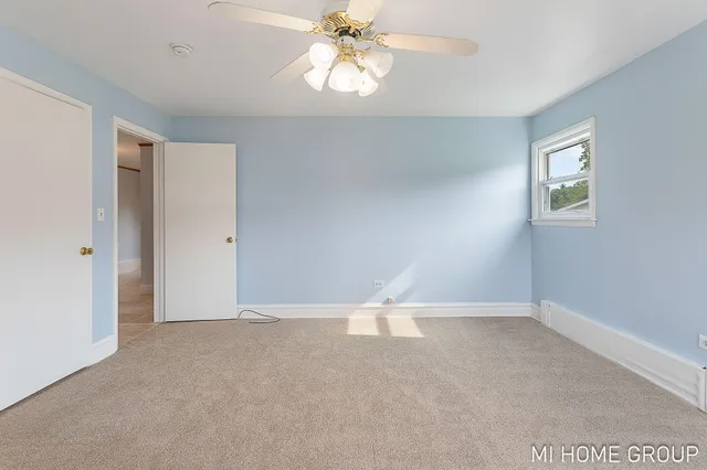 $399,900 | 74721 30th Avenue, Covert, MI 49043