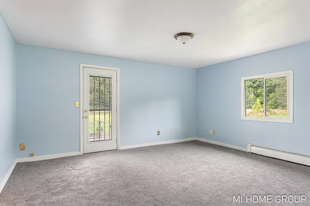 $399,900 | 74721 30th Avenue, Covert, MI 49043