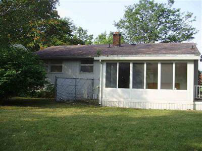 3738 Beecher Road Flint, MI 48503 - Photo 2 of 8 20119935-1.JPG