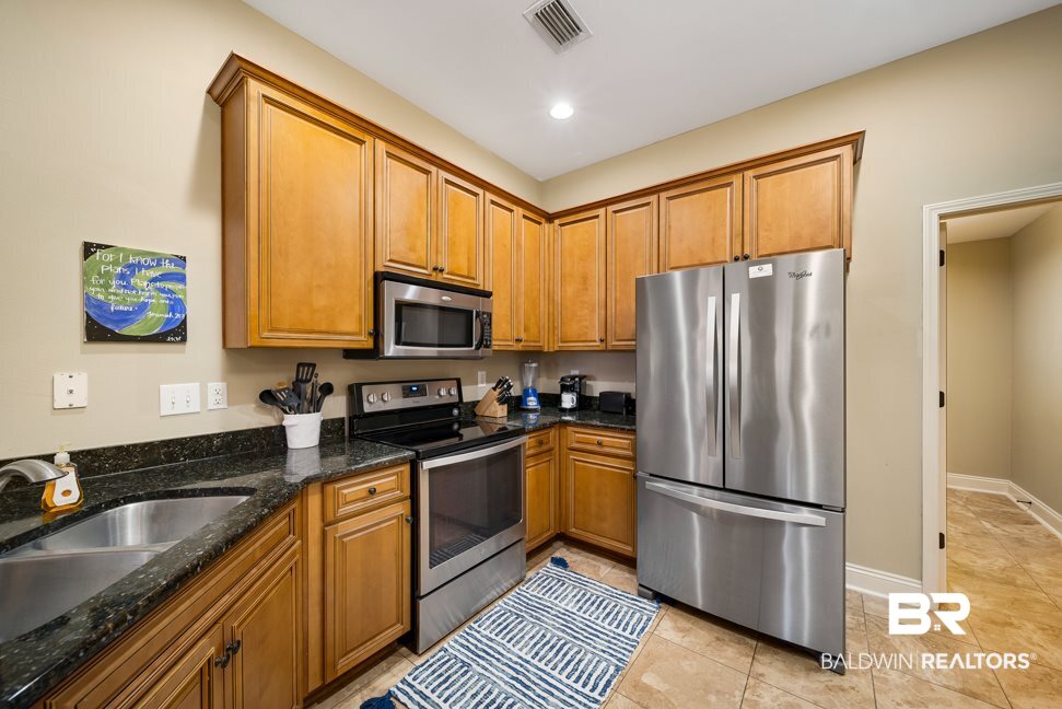 9012 Brookside Lane Daphne, AL 36526 - Photo 4 of 27 Kitchen