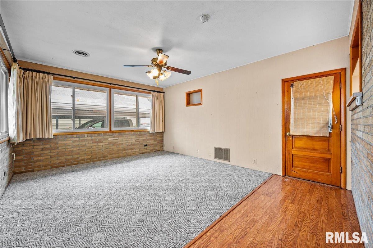 1505 Tennell Road Pekin, IL 61554 - Photo 9 of 25 Gallery Image 9