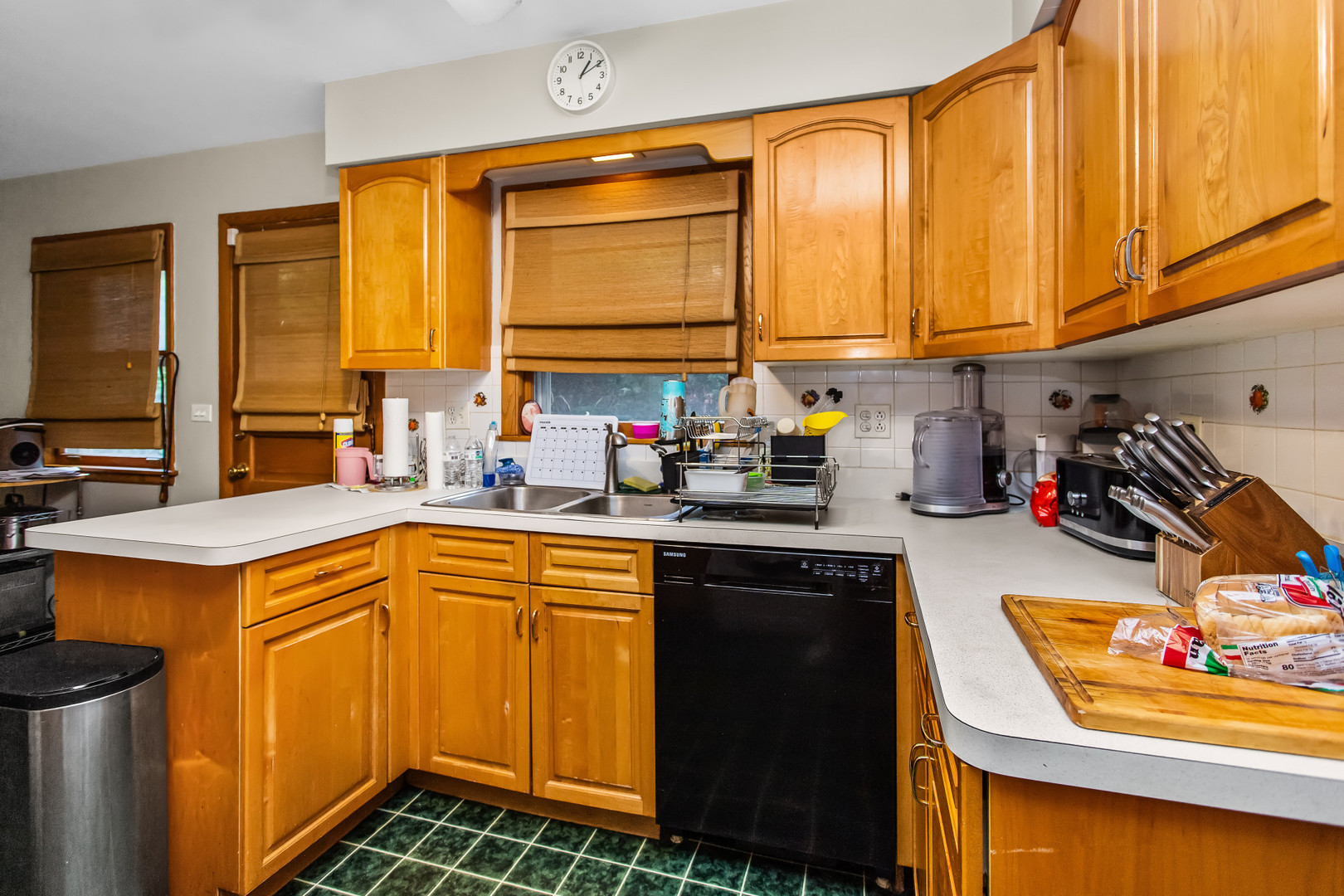 1525 Elm Street Park Ridge, IL 60068 - Photo 7 of 25 Gallery Image 7