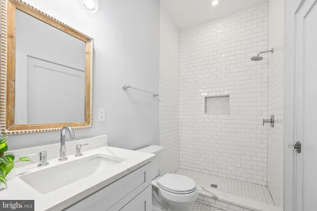 $1,950,000 | 1713 North Cameron Street, Arlington, VA 22207