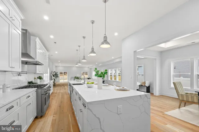 $1,950,000 | 1713 North Cameron Street, Arlington, VA 22207