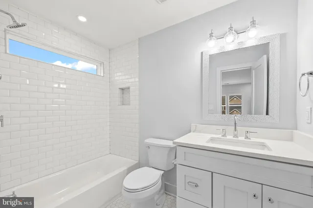 $1,950,000 | 1713 North Cameron Street, Arlington, VA 22207