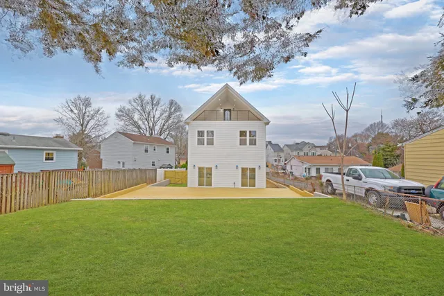 $1,950,000 | 1713 North Cameron Street, Arlington, VA 22207