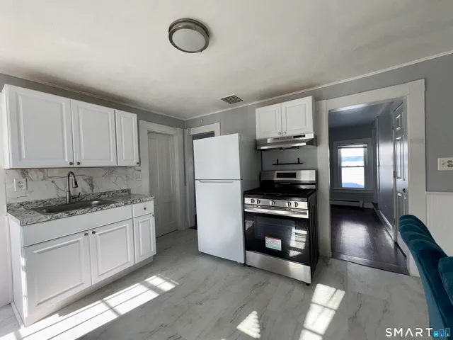 $1,750 | 24 Iowa Street, Unit 2, Torrington, CT 06790