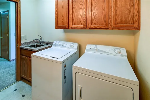 $550,000 | 1121-1123 Union Oregon Wi 53575, Oregon, WI 53575