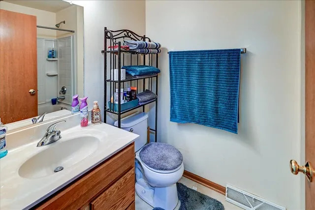 $550,000 | 1121-1123 Union Oregon Wi 53575, Oregon, WI 53575