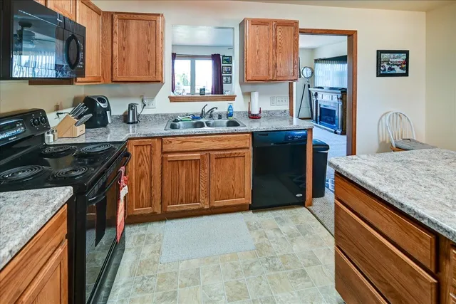 $550,000 | 1121-1123 Union Oregon Wi 53575, Oregon, WI 53575