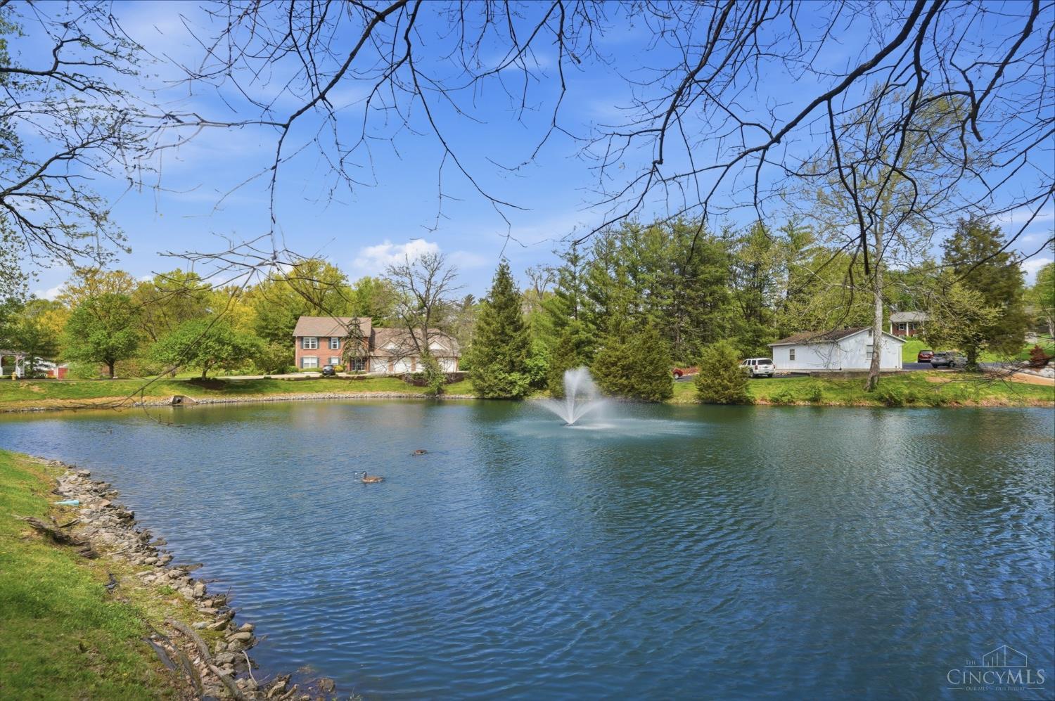 3675 West Galbraith Road, Unit 16 Cincinnati, OH 45247 - Photo 41 of 50