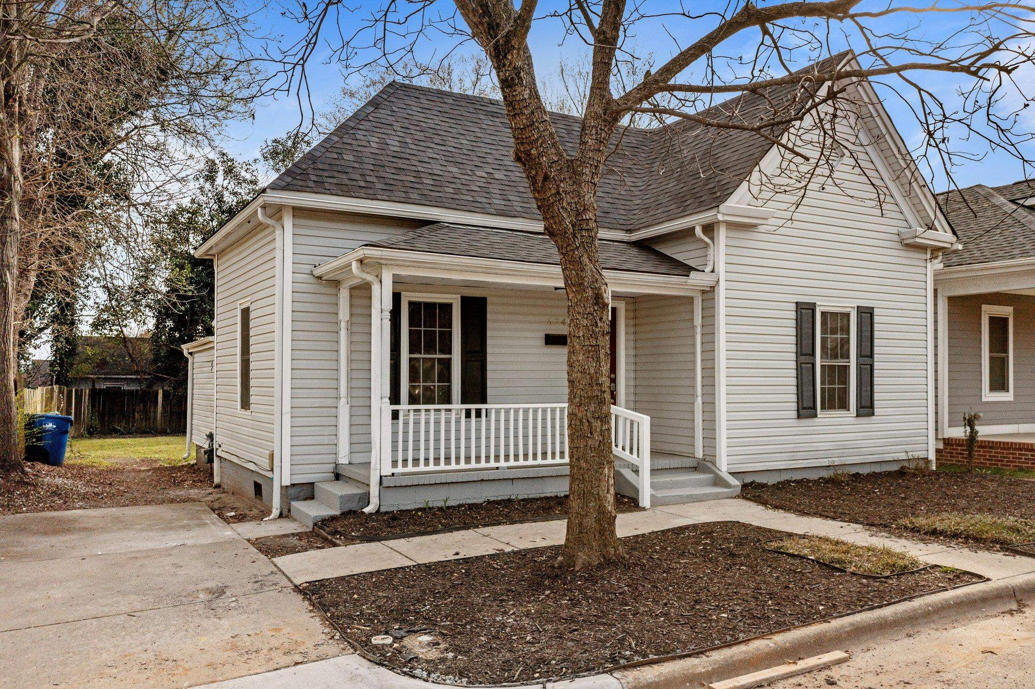 524 Branch Street Raleigh, NC 27601 - Photo 4 of 28 Photo 4