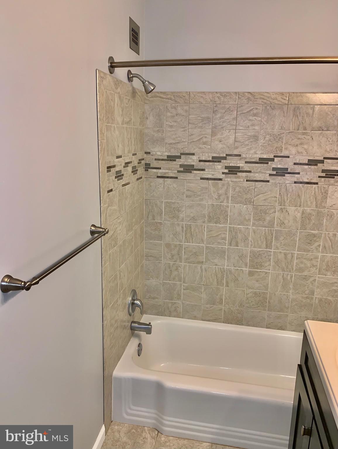 1300 South Arlington Ridge Road, Unit 205 Arlington, VA 22202 - Photo 12 of 18