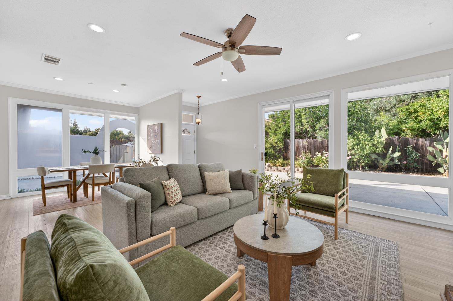 6035 Bryce Way Rocklin, CA 95677 - Photo 10 of 39 a living room with furniture and a large window