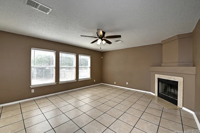 $2,000 | 18534 Taylore, San Antonio, TX 78259