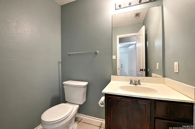 $2,000 | 18534 Taylore, San Antonio, TX 78259