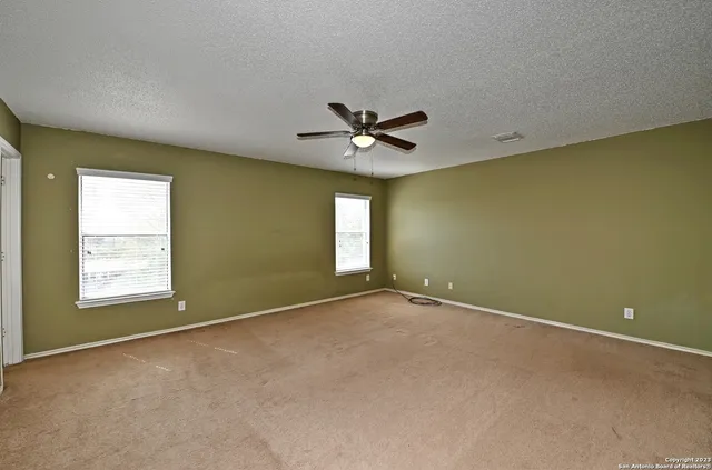 $2,000 | 18534 Taylore, San Antonio, TX 78259