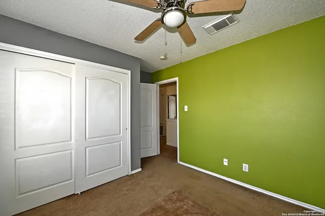 $2,000 | 18534 Taylore, San Antonio, TX 78259