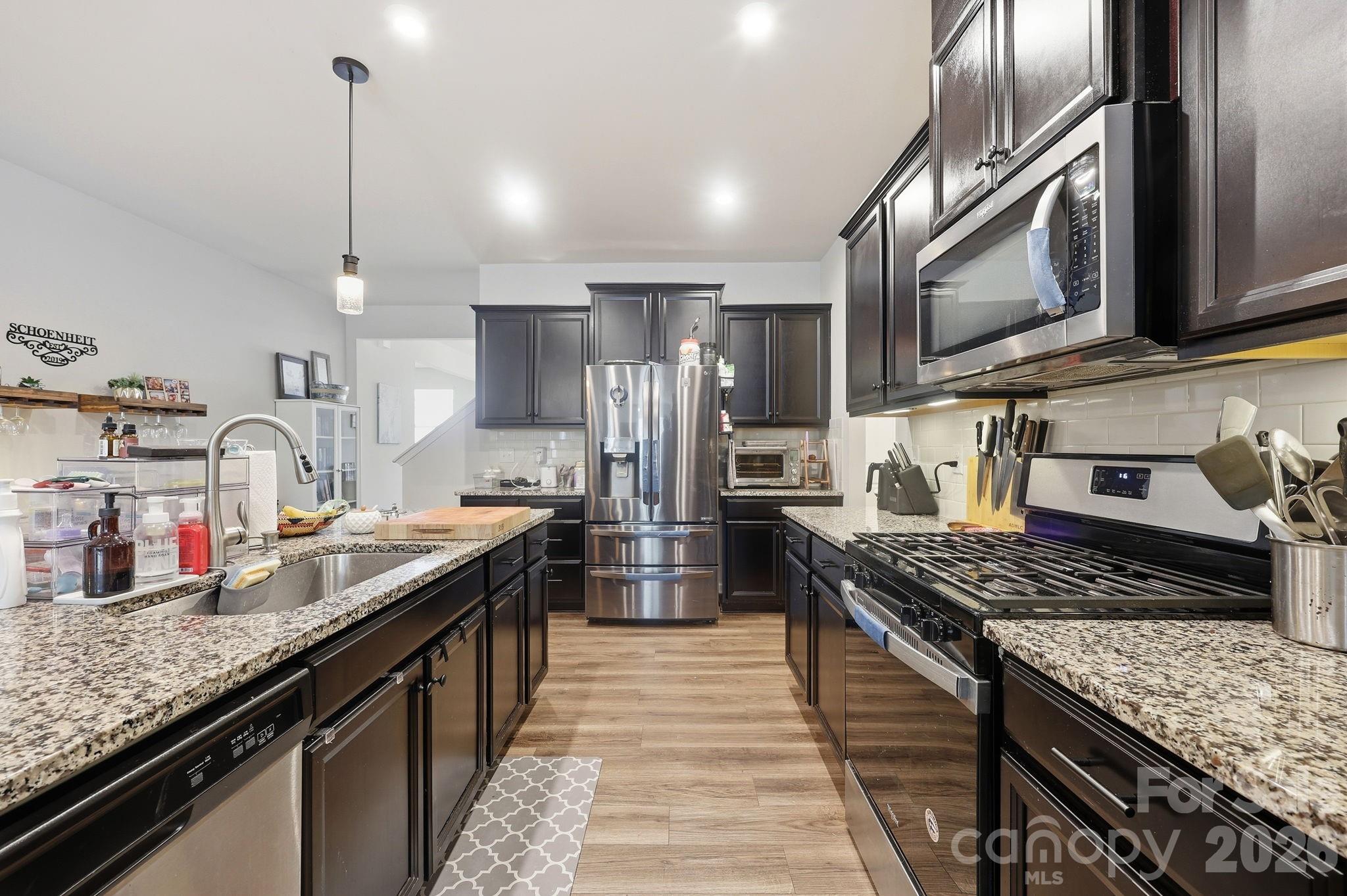 6523 Georgia Oak Road Charlotte, NC 28269 - Photo 9 of 48