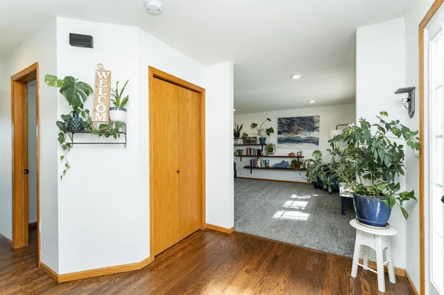 $575,000 | 61528 248th Avenue, Mantorville, MN 55955