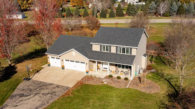 $585,000 | 61528 248th Avenue, Mantorville, MN 55955