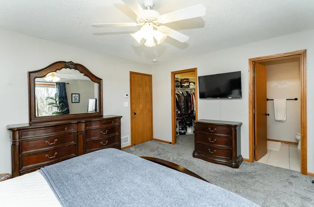 $575,000 | 61528 248th Avenue, Mantorville, MN 55955