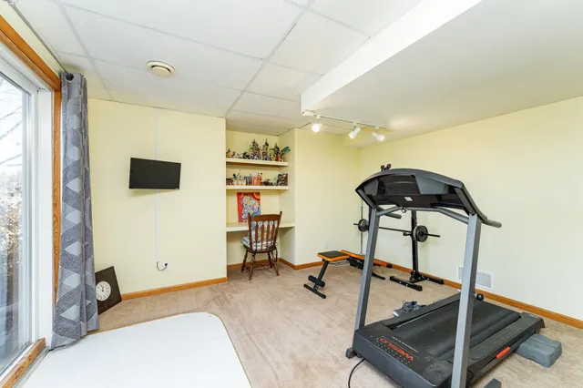 $585,000 | 61528 248th Avenue, Mantorville, MN 55955