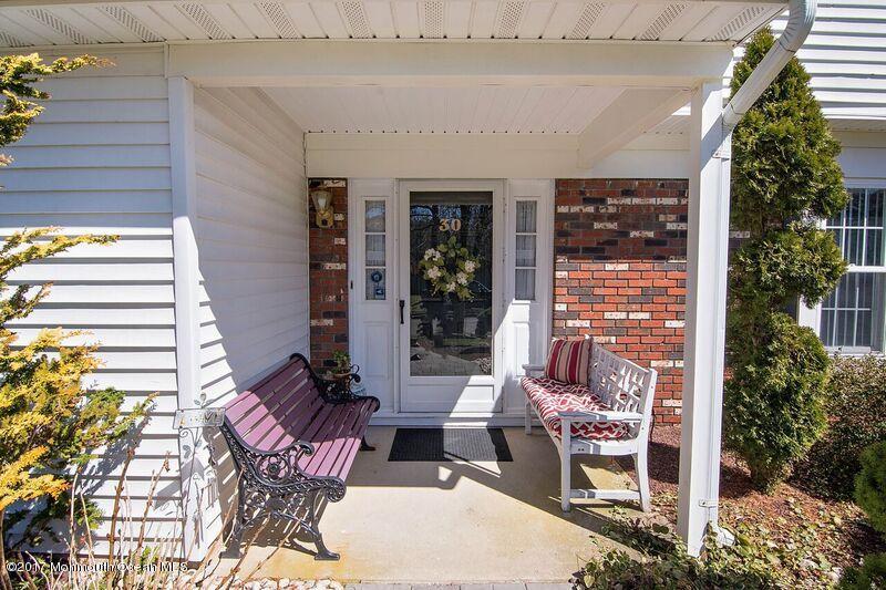 30 Hedgewood Road Howell, NJ 07731 - Photo 3 of 26 4