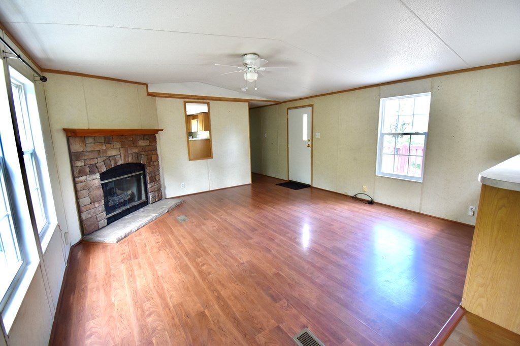 450 Joy Ranch Road Woodlawn, VA 24381 - Photo 3 of 28 Gallery Image 3