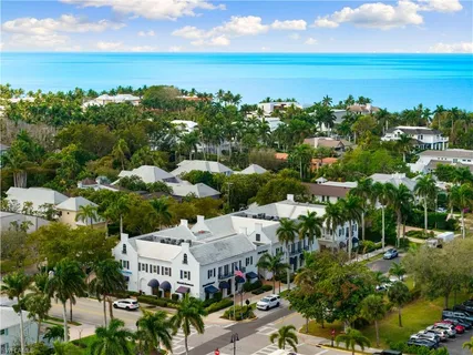 $2,499,000 | 292 14th Avenue South, Unit A, Naples, FL 34102