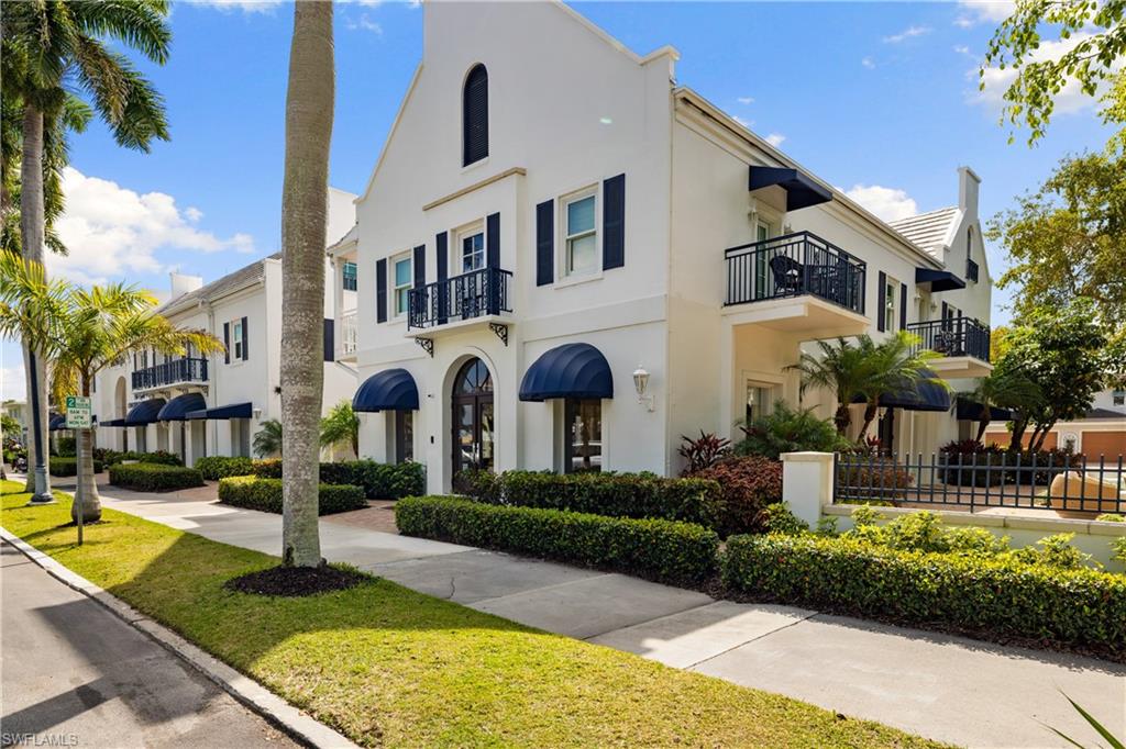 292 14th Avenue South, Unit A Naples, FL 34102 - Photo 14 of 50