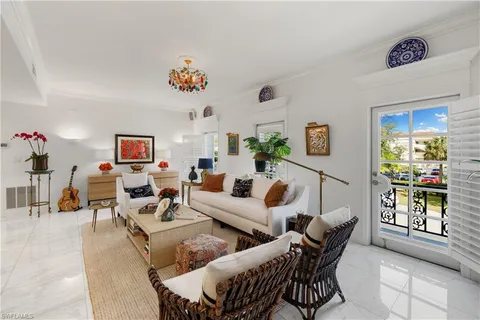 $2,499,000 | 292 14th Avenue South, Unit A, Naples, FL 34102