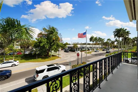 $2,499,000 | 292 14th Avenue South, Unit A, Naples, FL 34102