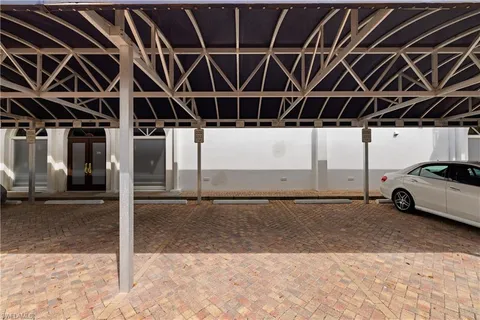 $2,499,000 | 292 14th Avenue South, Unit A, Naples, FL 34102