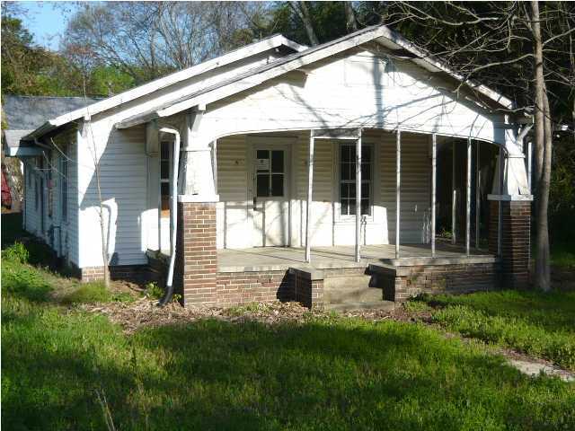 711 Schmitt Road Rossville, GA 30741 - Photo 1 of 4 Primary Photo