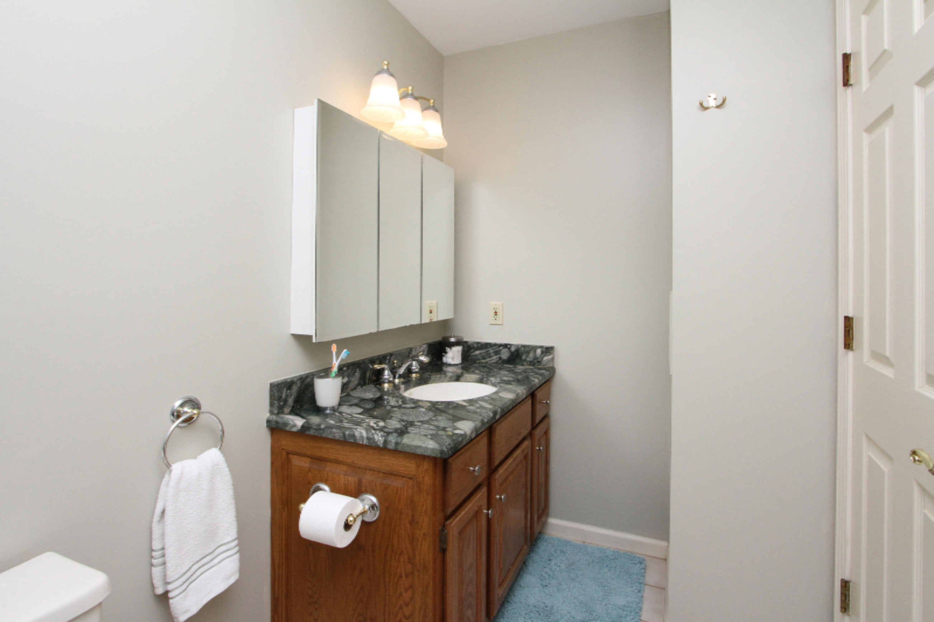 6055 Ravine Ridge Road Kalamazoo, MI 49009 - Photo 16 of 30 IMG_2594