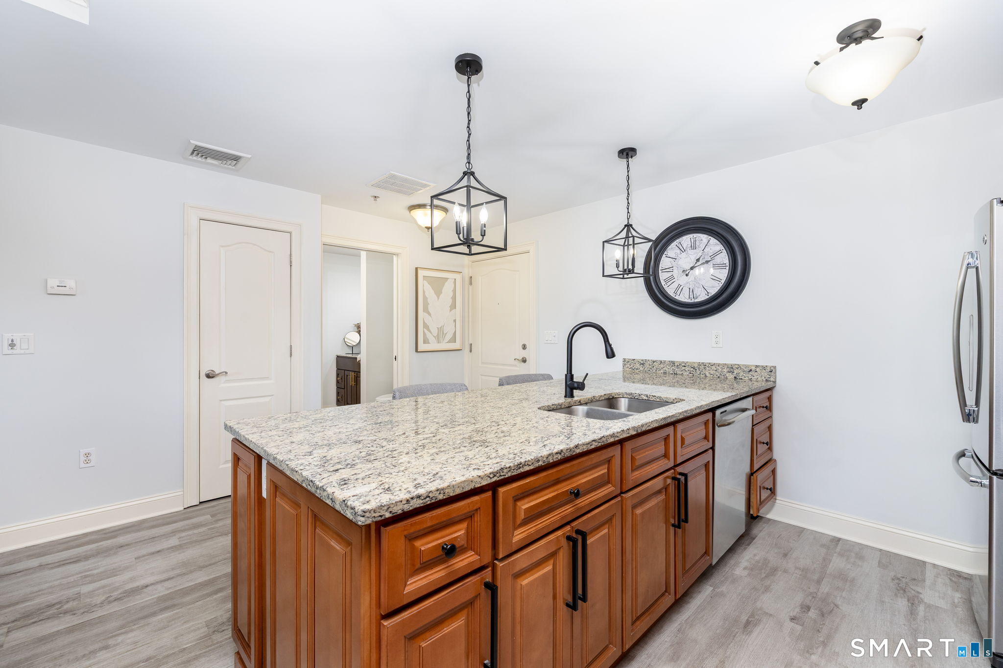 461 Bank Street, Unit 408 New London, CT 06320 - Photo 8 of 40