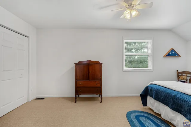 $599,999 | 845 C Street, Centralia, KS 66415