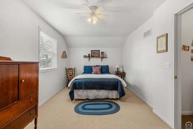 $599,999 | 845 C Street, Centralia, KS 66415