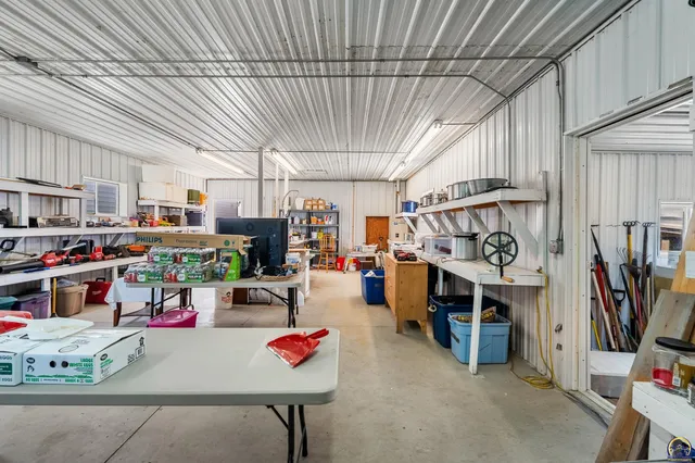 $599,999 | 845 C Street, Centralia, KS 66415