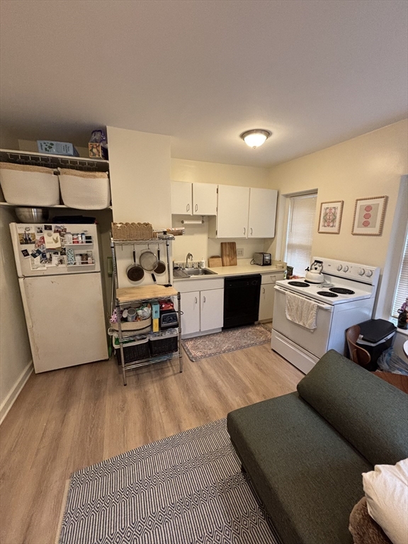 68 Myrtle Street, Unit 7 Boston, MA 02114 - Photo 4 of 12
