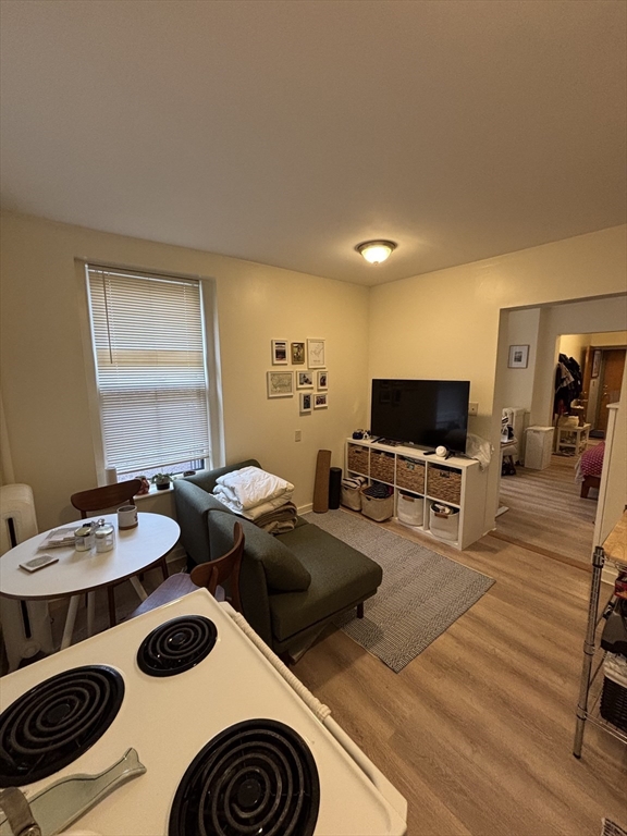 68 Myrtle Street, Unit 7 Boston, MA 02114 - Photo 5 of 12