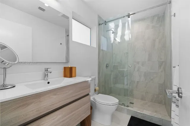 $3,000,000 | 45 Southwest 19th Road, Miami, FL 33129