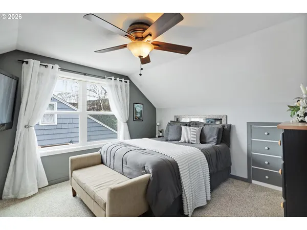 $450,000 | 1625 East 13th Place, The Dalles, OR 97058