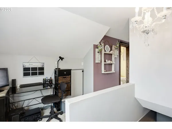 $450,000 | 1625 East 13th Place, The Dalles, OR 97058