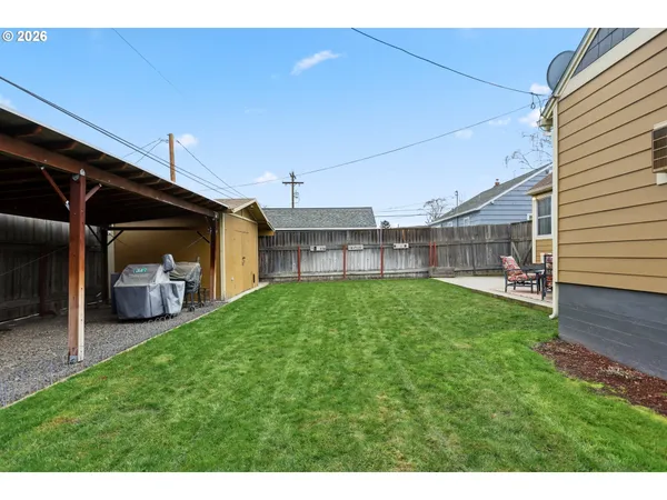 $450,000 | 1625 East 13th Place, The Dalles, OR 97058